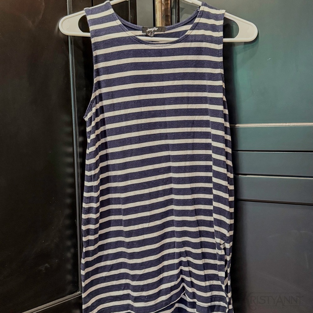 Jennyfer Striped Navy and White Sleeveless Tunic Top